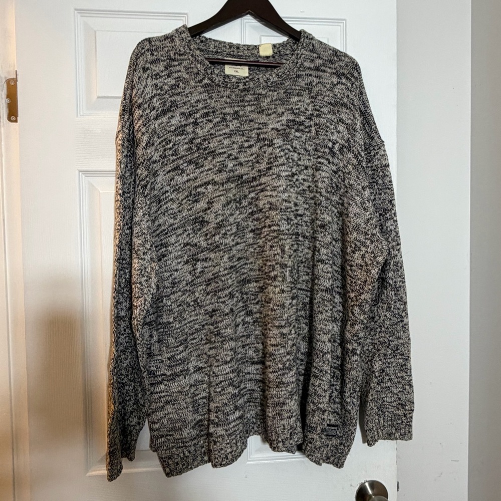 Levi's Black and White Crewneck Sweater
